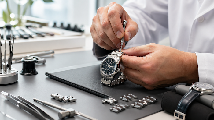 Замена стекла и прокладок часов